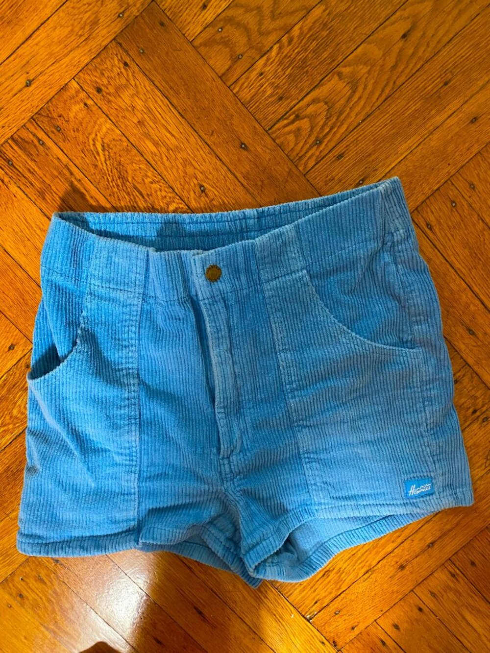 Hammies Women's Short 28" Light Blue Cordoroy